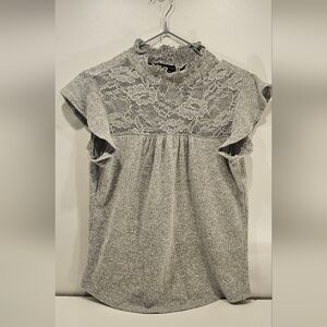 adrienne vittadini womans gray shirt